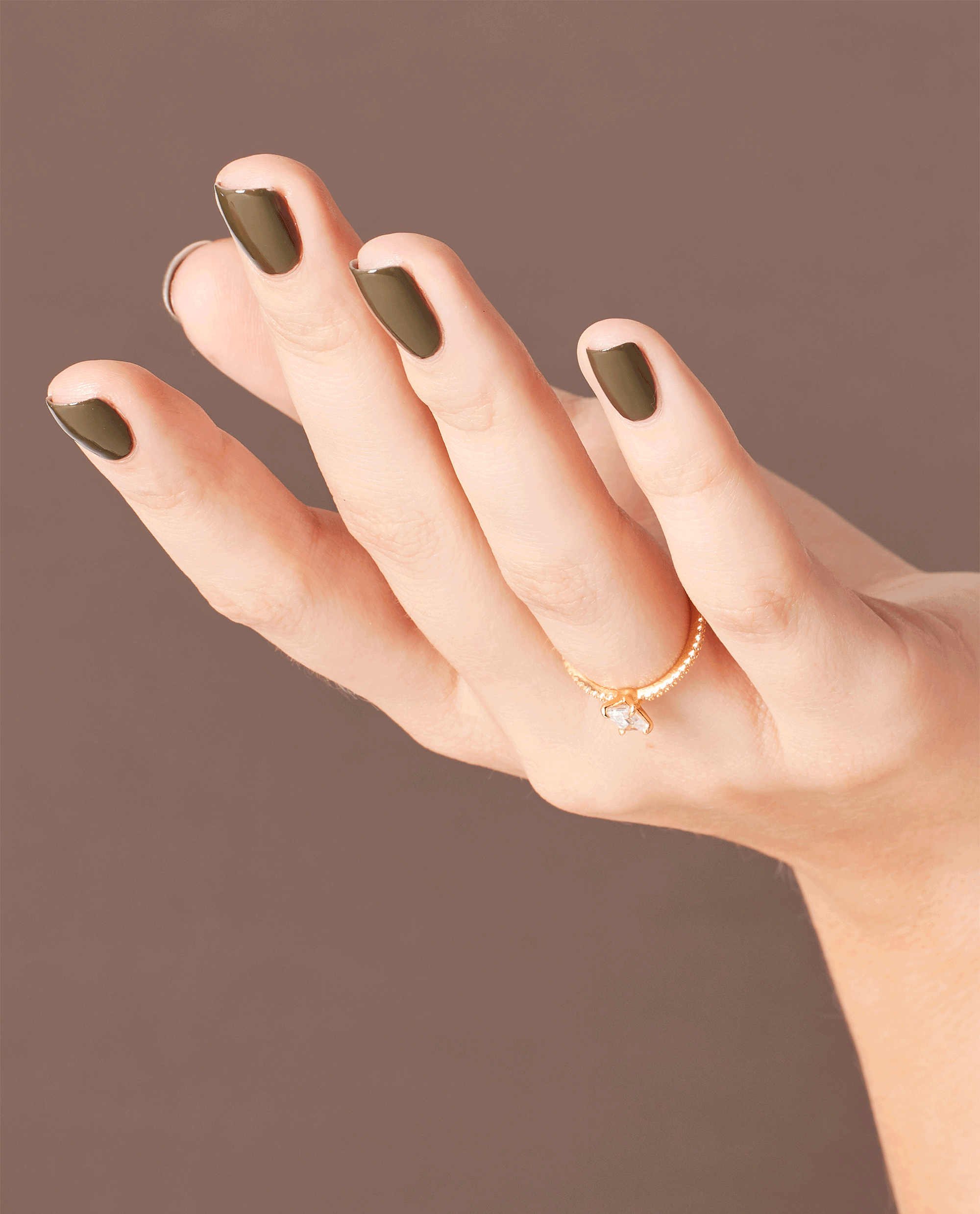 OPI Suzi - The First Lady of Nails Green Nail Polish GIF
